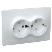 Розетка 2-м СП Кварта РСш12-3-КБ 16А IP20 с заземл. защ. шторки бел. GENERICA ERK21-K01-16-DM